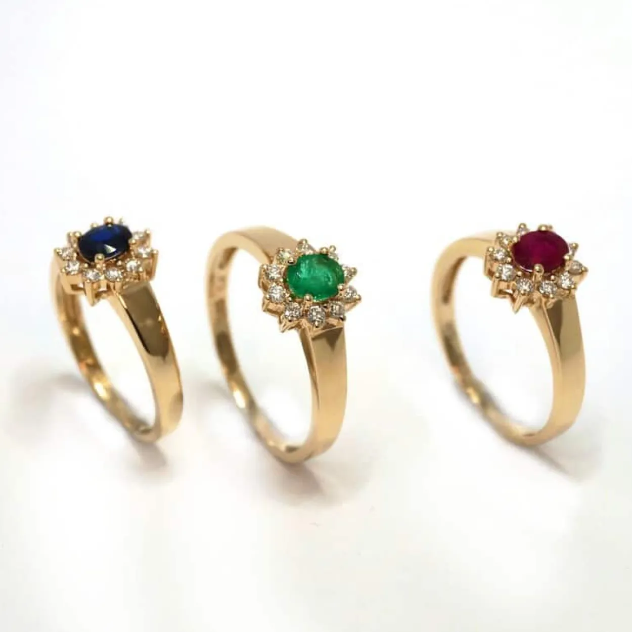 CHRISTOFFERSEN JEWELLERY ROSET RING 14 KARAT GULD MED RUBIN OG BRILLANTER - 5070256G-RU