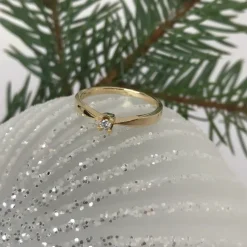 KLEOPATRA 14 KARATS GULD RING MED BRILLANT 0,05 - 7135,05