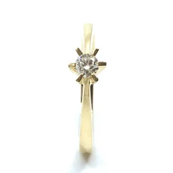 14 KT. GULD CARLA RING MED BRILLANT 0,15 CT. W/SI