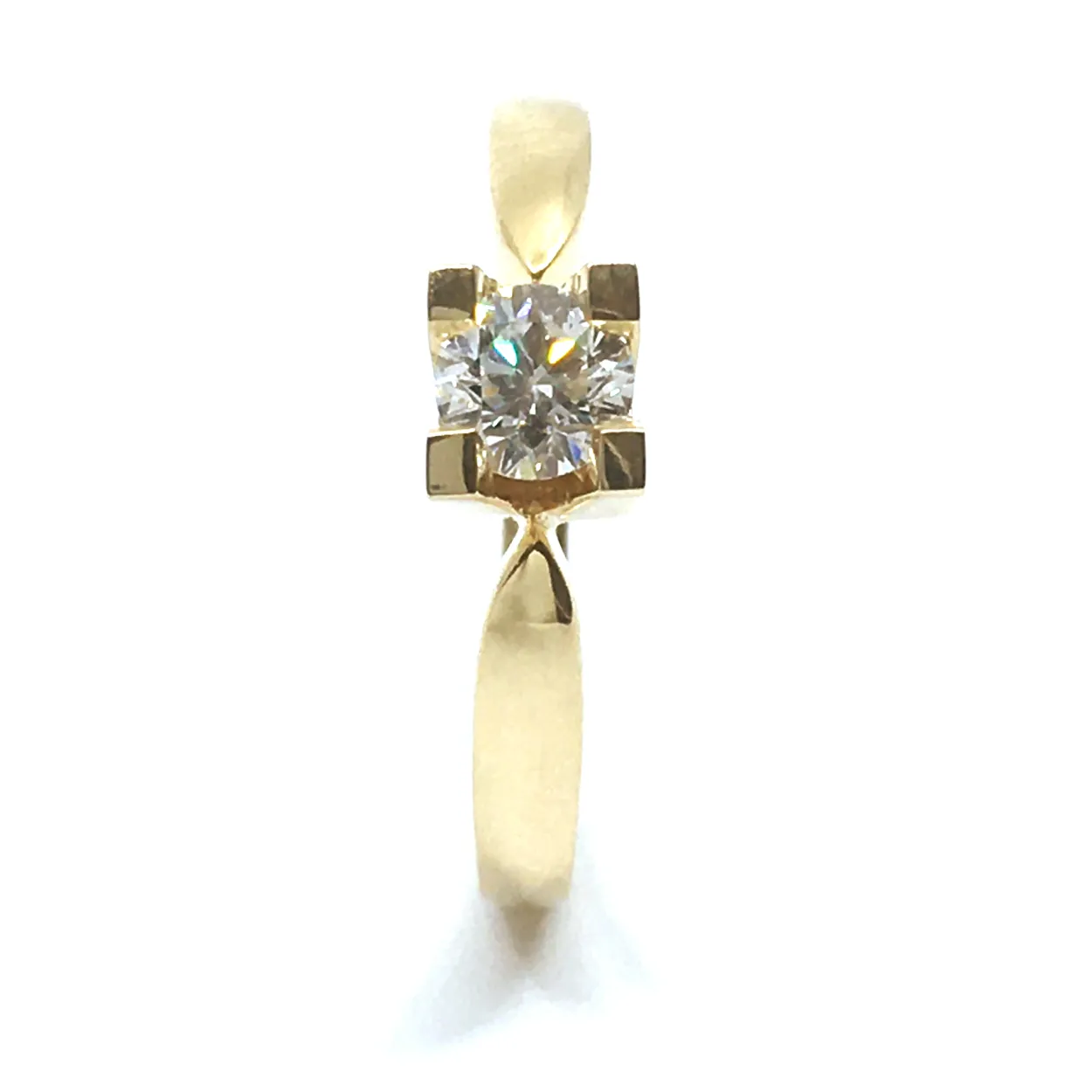 14 KT. GULD EVA RING MED BRILLANT 0,38 CT. W/SI